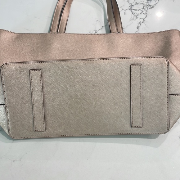 Kate Spade tote - Picture 4 of 8
